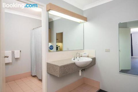 MIDAS MOTEL KALGOORLIE - Accommodation Newcastle 7