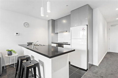 SONYA, 2BDR Southbank Apartment - Accommodation Newcastle 4