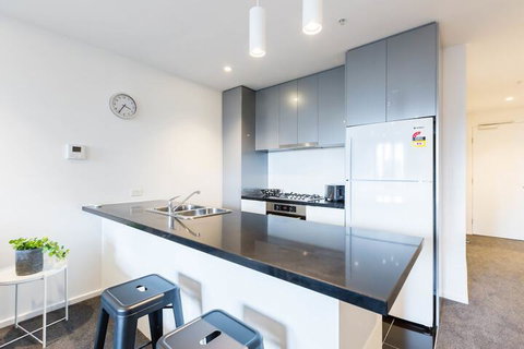 SONYA, 2BDR Southbank Apartment - Accommodation Newcastle 7