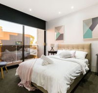 SOPHIA 2BDR North Melbourne House - Accommodation Newcastle