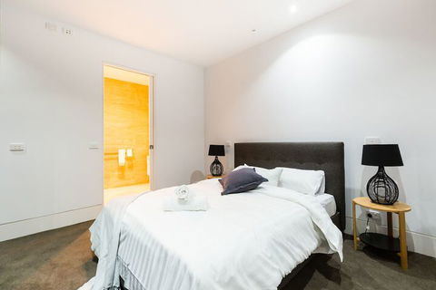SOPHIA, 2BDR North Melbourne House - Accommodation Newcastle 6