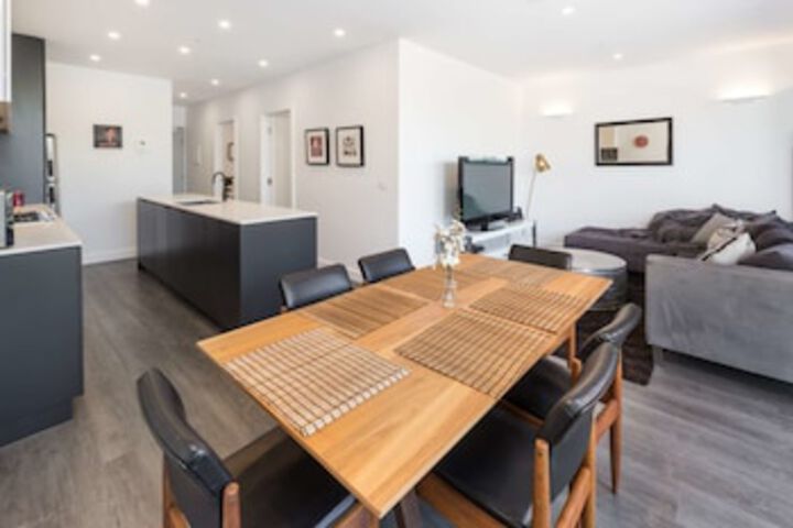 Caulfield North VIC Accommodation Newcastle