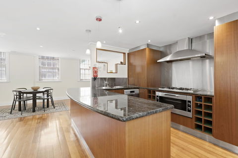 HELENA, 2BDR Fitzroy House - Accommodation Newcastle 4
