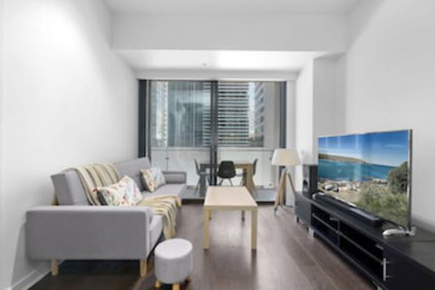 EDWARD, 3BDR Melbourne Apartment - Accommodation Newcastle 0
