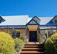 Stone  Straw Retreat - Accommodation Newcastle