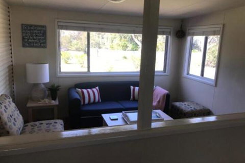 The Beach House In Berrara - Accommodation Newcastle 3