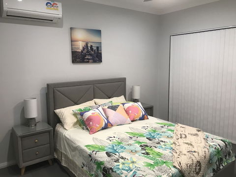 Beach House At SeaScapes - Accommodation Newcastle 2