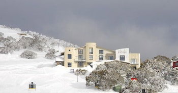 Chalet Hotham 8 - Accommodation Newcastle 0