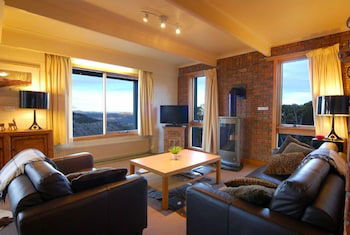 Alpine Haven 1 - Accommodation Newcastle 1