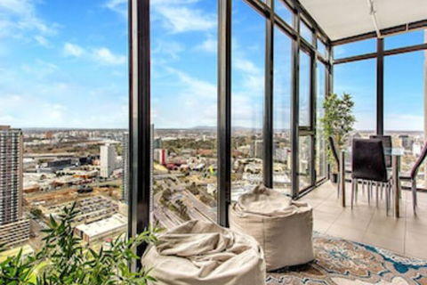 MJ Shortstay Bank Apartments - Accommodation Newcastle 7