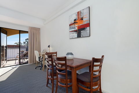 Beau Monde Apartments Newcastle - Boulevard Apartments - Accommodation Newcastle 4