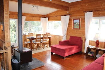Keira Cottage - Accommodation Newcastle 0