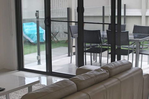 Holiday With A View Lowry Street - Accommodation Newcastle 5