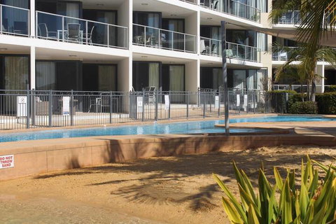 The Boathouse Luxury Apartments - Accommodation Newcastle 5