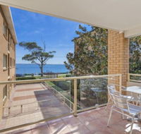 South Pacific Unit 6 Amazing unit opposite the beach. - Accommodation Newcastle