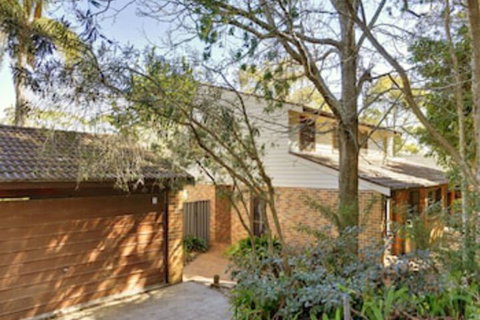 Barefoot Beach House - Shoal Bay - Accommodation Newcastle 0