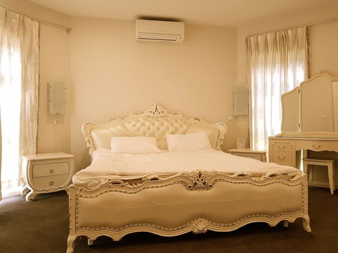 Signature Townhouse In Doncaster - Accommodation Newcastle 0