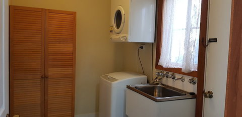 Colonial Motel And Serviced Apartments - Accommodation Newcastle 6