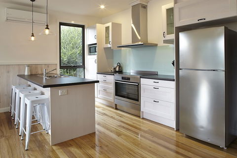 Blue Haven Bright - Accommodation Newcastle 1