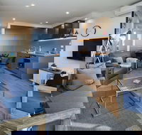 St Kilda by the beach - Accommodation Newcastle
