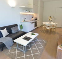 Spacious Cosy Bedroom Suite  Large Balcony - Accommodation Newcastle