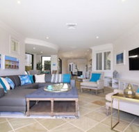 Riverside Escape - Accommodation Newcastle