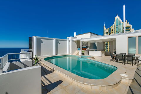 Golden Gate Resort - Accommodation Newcastle 1