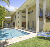 ANGOURIE HOUSE SALT VILLAGE - Accommodation Newcastle