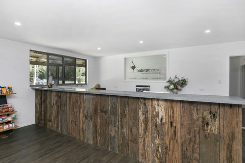 Habitat Noosa - Accommodation Newcastle 1