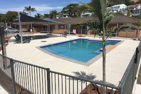 Seaside Holiday Resort Fingal Bay - Accommodation Newcastle 0