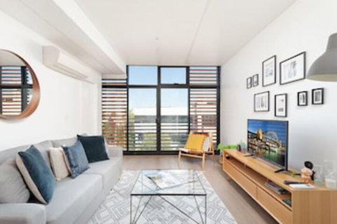 Newtown's Best Designer Apartment H395 - Accommodation Newcastle 0