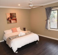 Warrawong holiday big home - Accommodation Newcastle