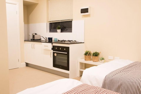 T & M HOUSE - Accommodation Newcastle 5