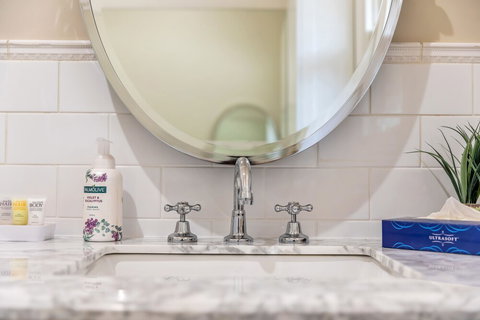 Grandview Accommodation - The Flaxley Apartments - Accommodation Newcastle 2