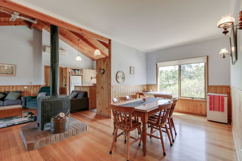 Halcyon - Accommodation Newcastle 2
