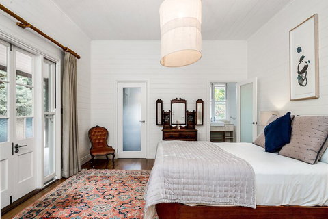 A PERFECT STAY - Rutherford House - Accommodation Newcastle 3