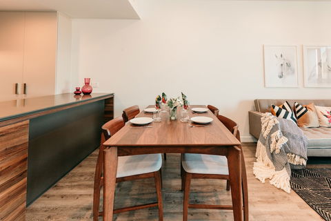 SoFun Apartment At South Brisbane - Accommodation Newcastle 0