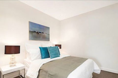Melbourne Beachside Apartment - Accommodation Newcastle 1
