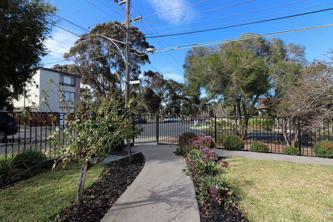 Brunswick Renaissance - Rejuvenate Stays - Accommodation Newcastle 2