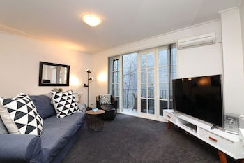 Mayford At St Kilda - Rejuvenate Stays - Accommodation Newcastle 0