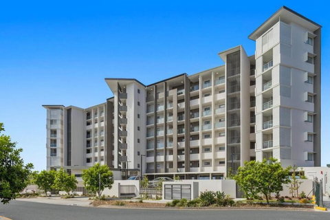 Direct Hotels - North Shore Kawana - Accommodation Newcastle 3