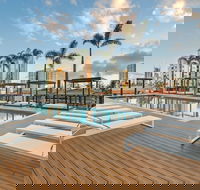 Qube Broadbeach - Accommodation Newcastle