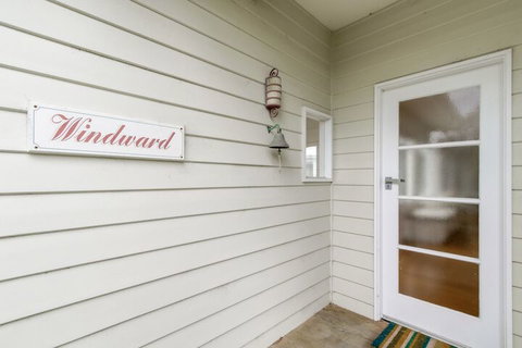 Windward House - Accommodation Newcastle 3