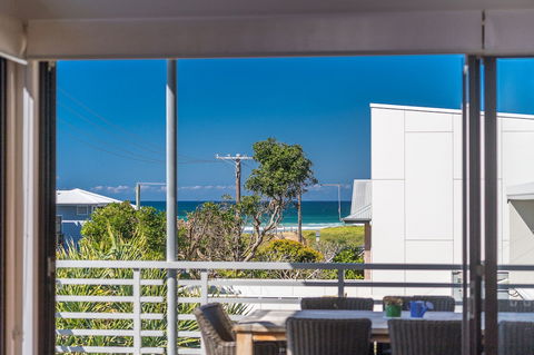 A PERFECT STAY - Sandy Feet - Accommodation Newcastle 0