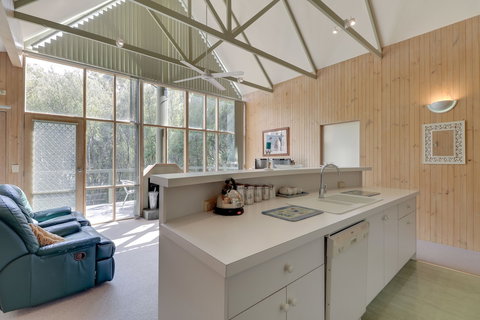 Casuarina - Accommodation Newcastle 3