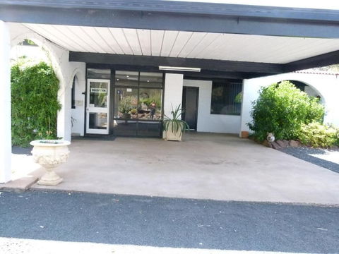Azalea Motel - Accommodation Newcastle 2