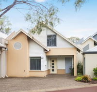 Beach Retreat - Accommodation Newcastle
