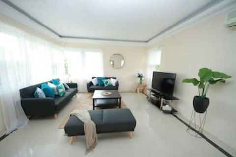 Baulkham Hills Beauty - Accommodation Newcastle 0