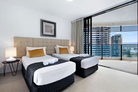 Oracle Resort, Broadbeach - Q Stay - Accommodation Newcastle 0