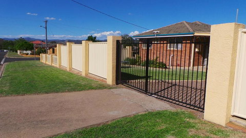 The Garden House - Accommodation Newcastle 2